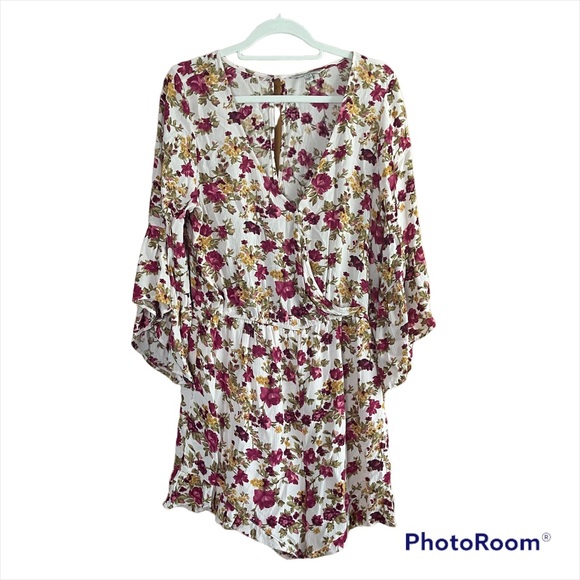 American Eagle Outfitters Pants - American eagle romper